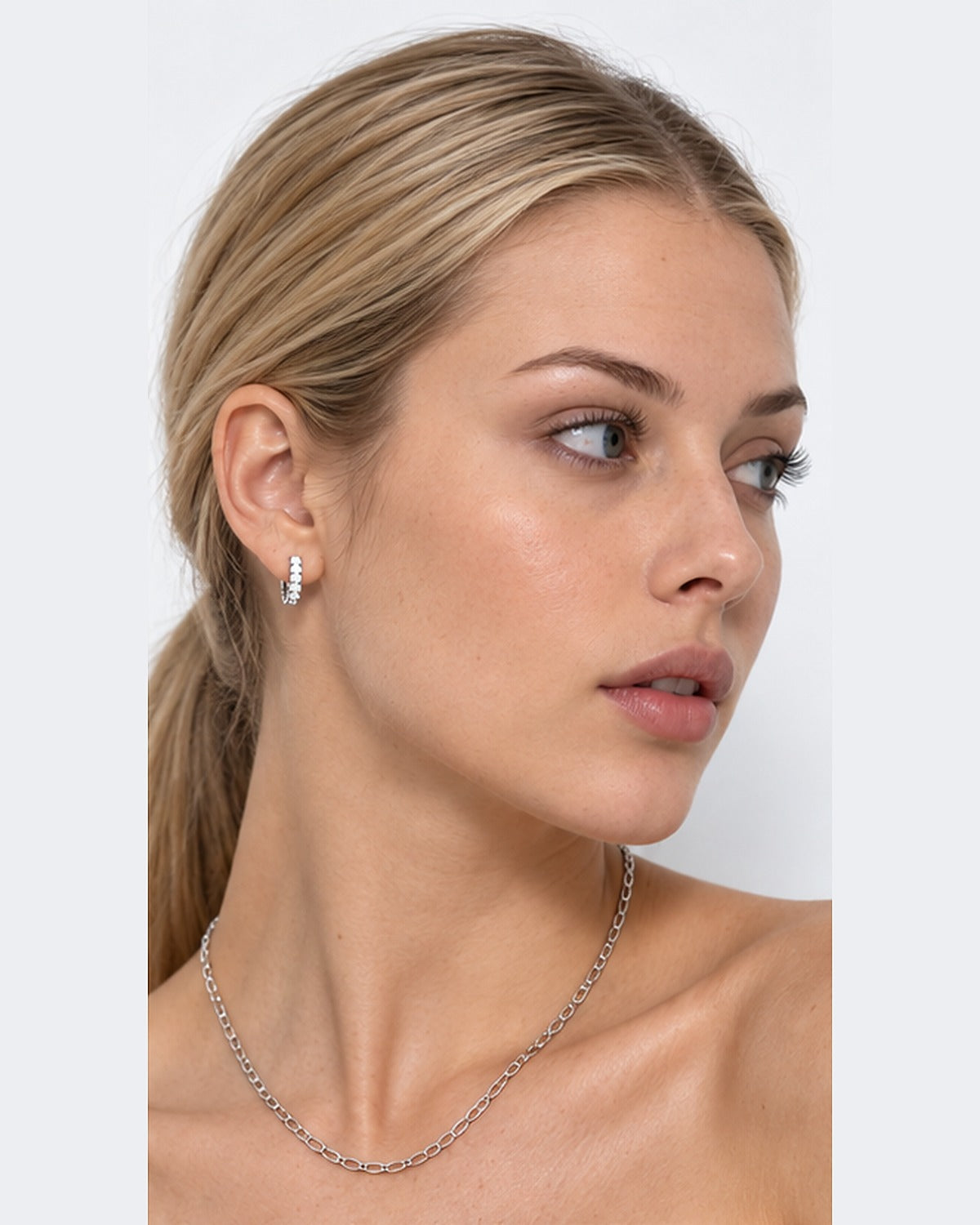Cadena Esencial Base – modelo