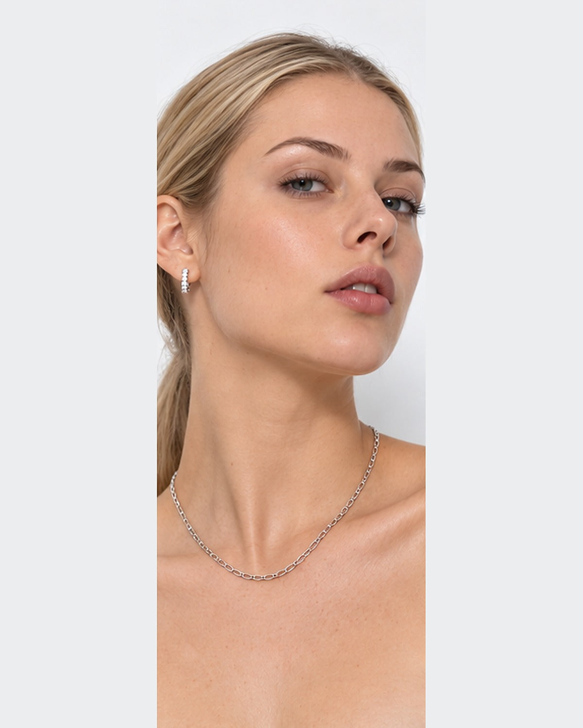 Cadena Esencial Base – modelo