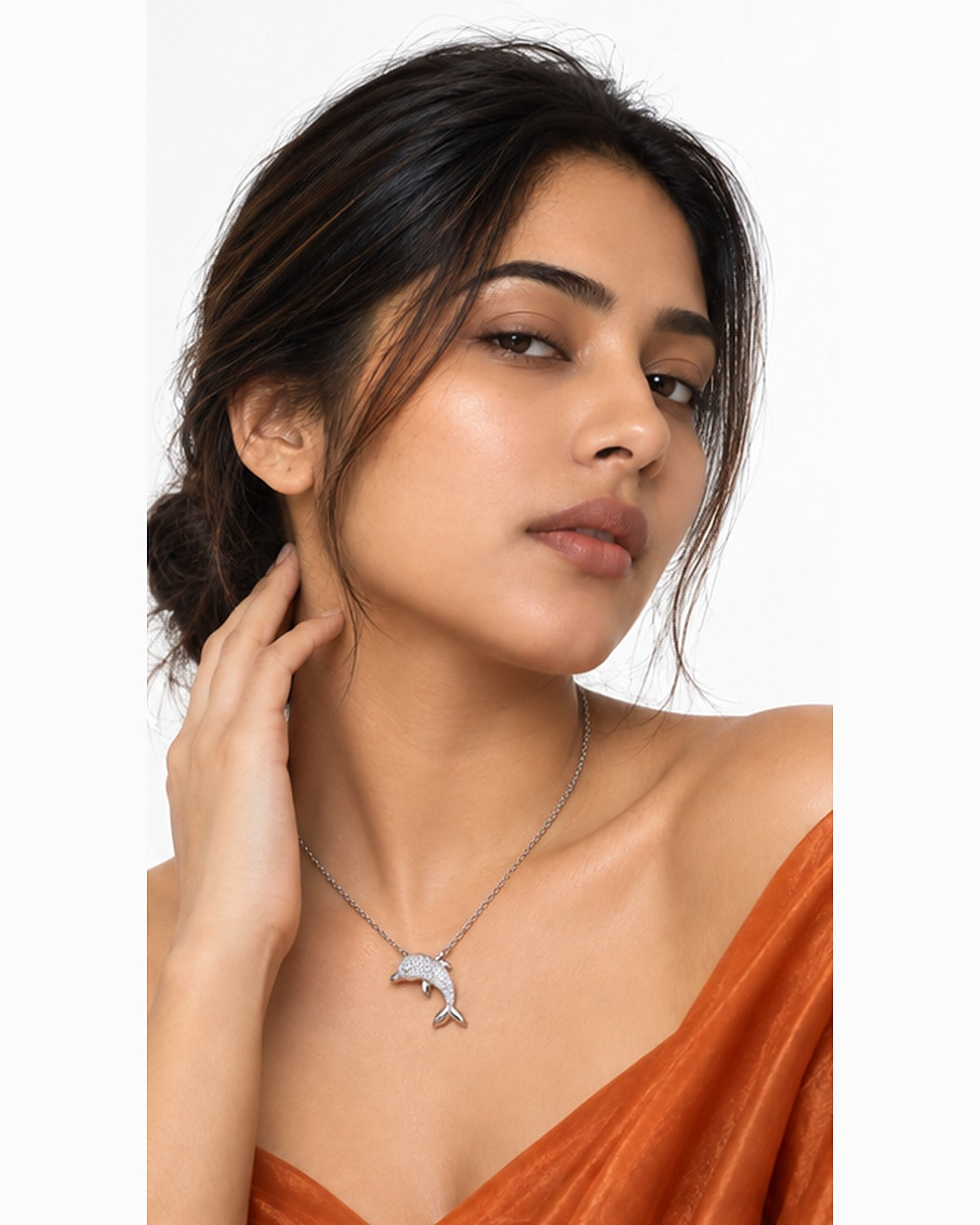 Cadena Delfín Brillante – modelo