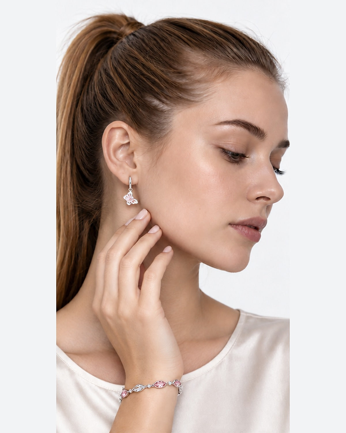 Pulsera Lazo Eterno – modelo